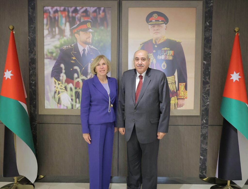 fba545f6 6d67 42cf a6cc 0e133c424ffe