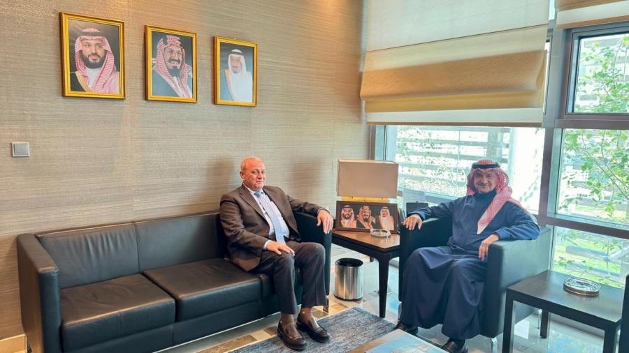 1c22442cf4179c7916bfd7b6df0c0323