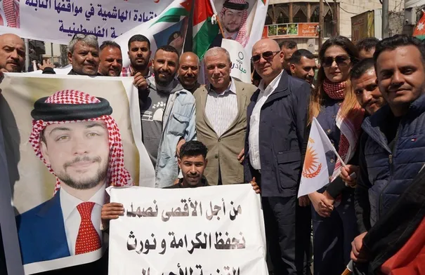 4202610163813534776035