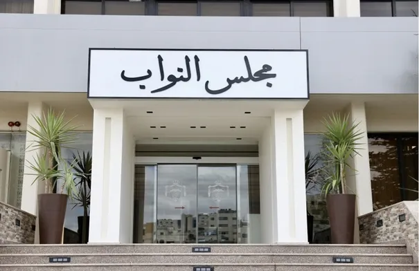 420261264152819933703